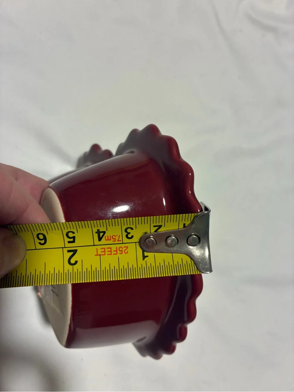 Heart-Shaped Ceramic Jewelry Dish in Deep Red